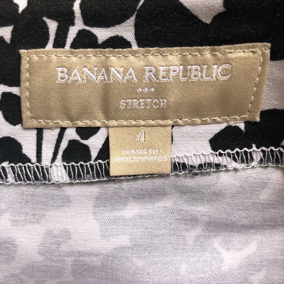 Banana Republic factory pencil skirt - size 4 - Picture 2 of 2